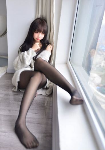 免费看美女洗澡全身光子_高清电影在线观看