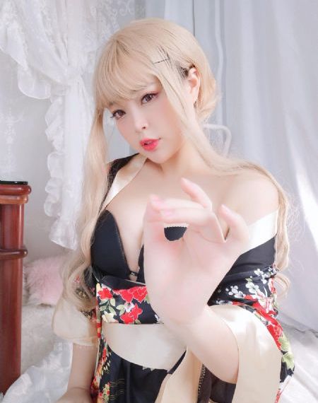 电影《她和她的她》_1080全集免费播放