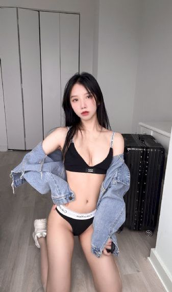 艾曼纽电影在线观看_DVD免费在线播放