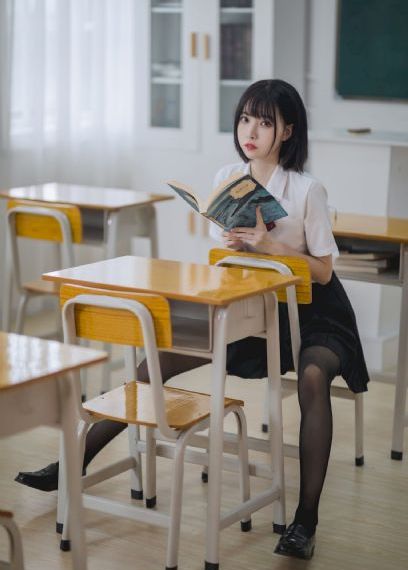年轻的母亲视频_720在线手机播放