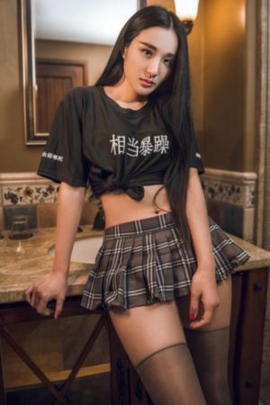 邻居少妇张开腿让我爽视频_1080全集免费播放