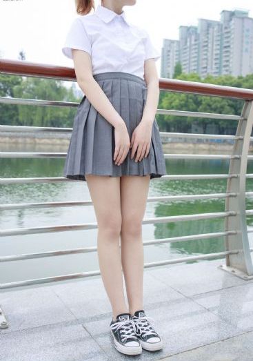 色婷婷一区_免费观看