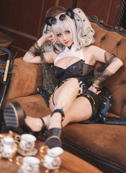 将军掀开她的乳罩揉捏她的胸_BD韩语神马在线观看