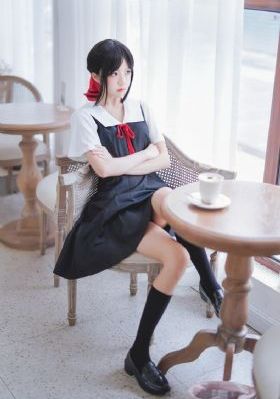 香槟早餐_超清手机在线观看