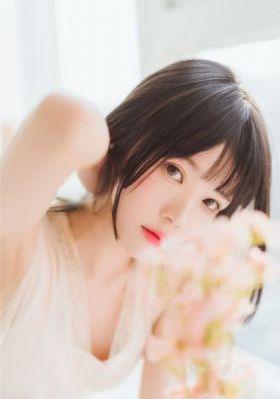 伊人综合影院_BD国语免费观看最新