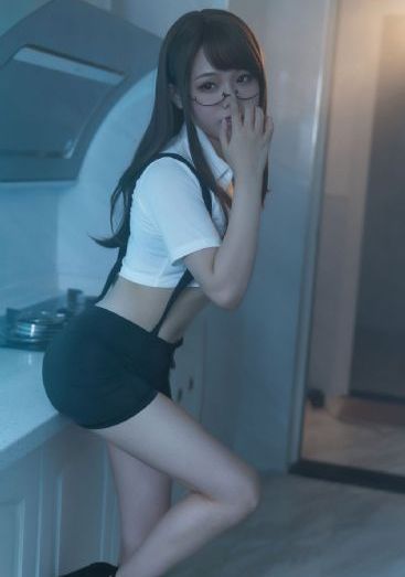 免费看美女洗澡全身光子_高清电影在线观看